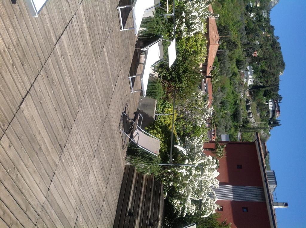 Albergo Al Caminetto Torbole Sul Garda Exterior foto